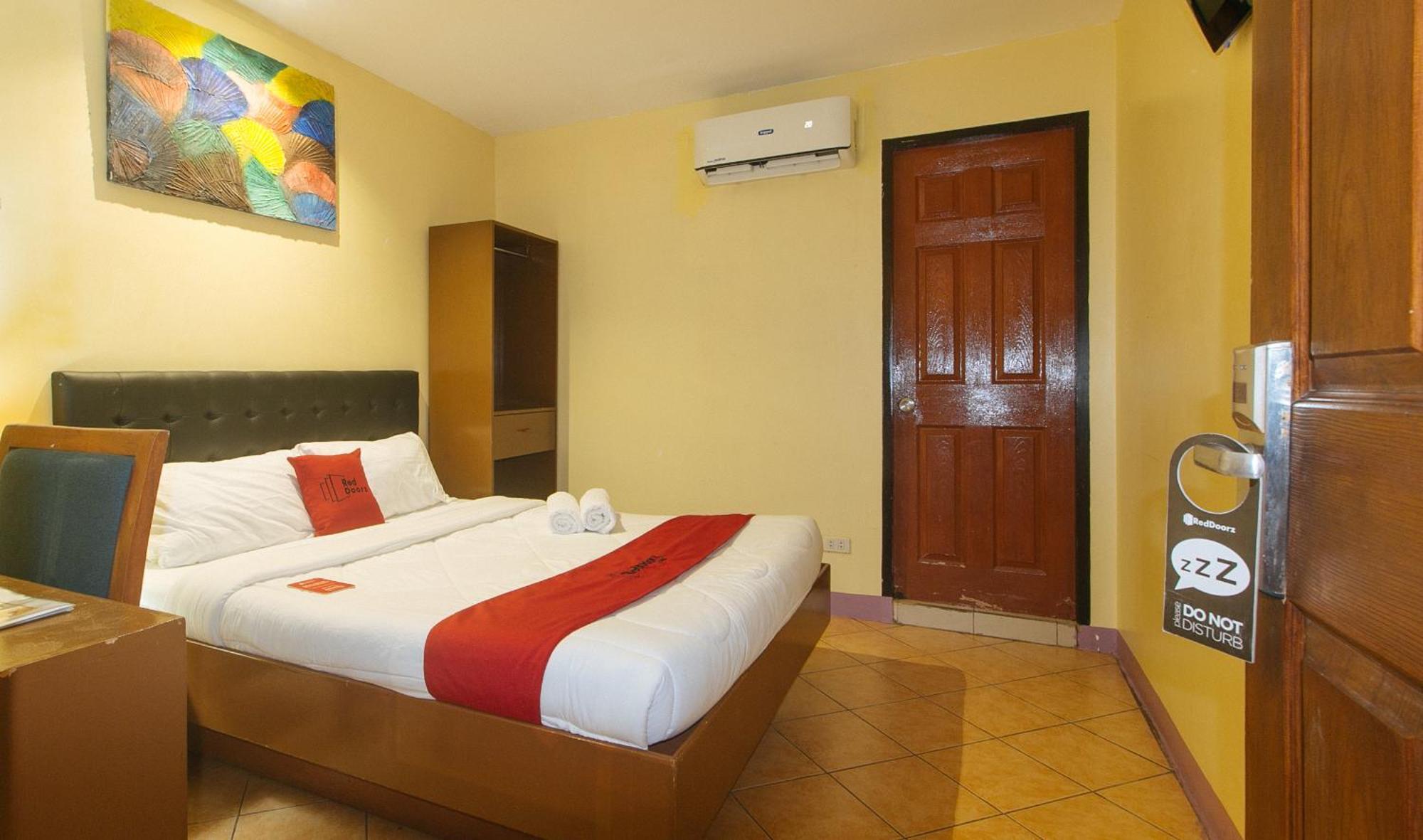 OYO 902 Comfy Inn Manila Exterior foto